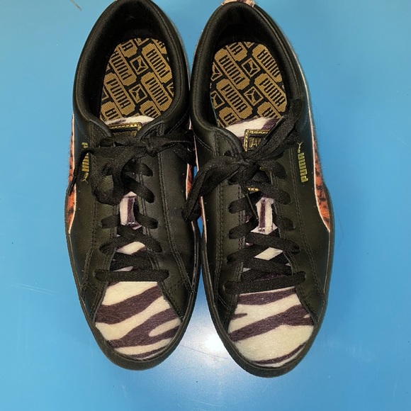 COPY - Hard to find PUMA Safari Sneakers - Picture 2 of 8